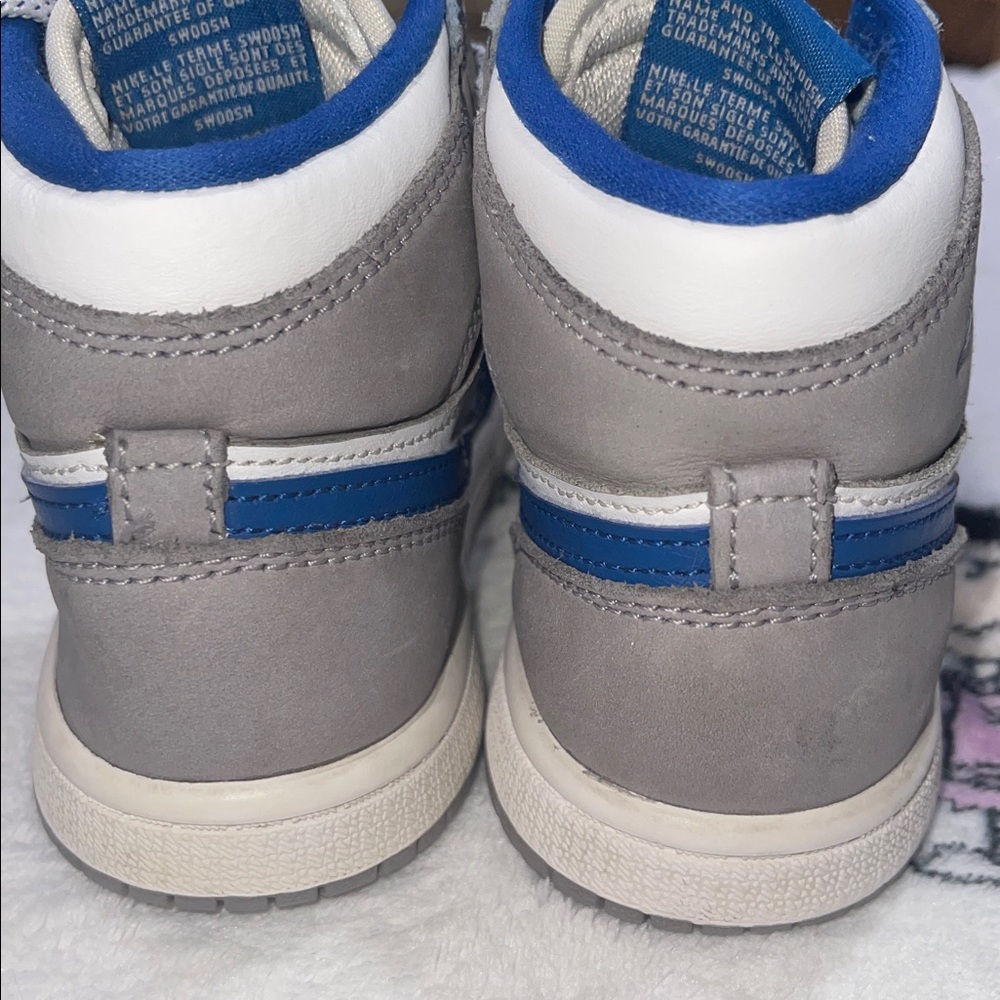 Jordan Air Retro 1 - Picture 7 of 9